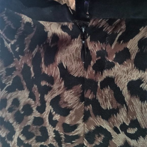 NWOT Charter Club 100% silk animal print skirt - Picture 4 of 5
